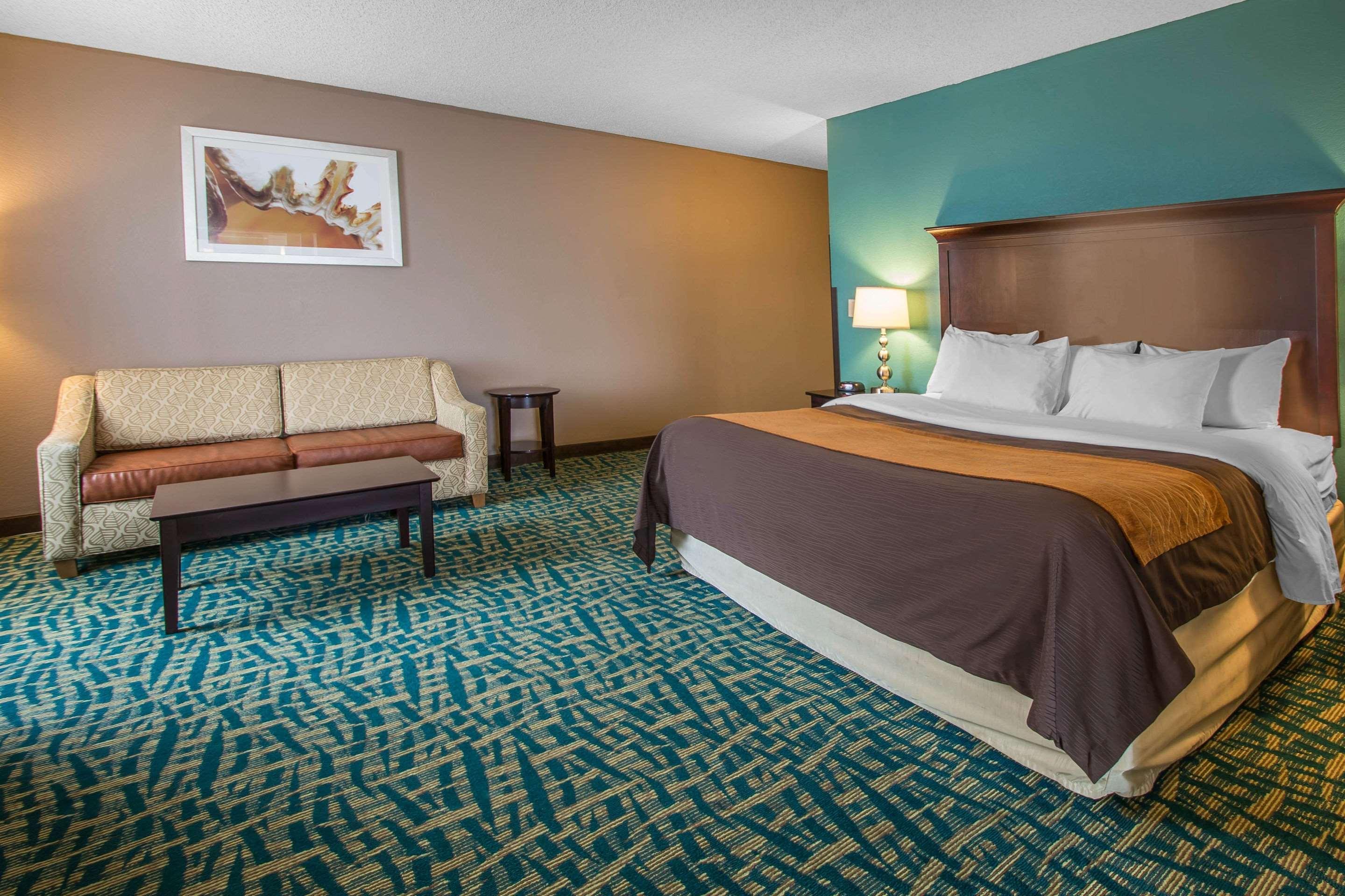 Comfort Inn & Suites Fort Lauderdale West Turnpike Lauderdale Lakes Exterior photo